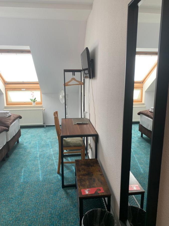 (פרנקפורט (אודר Hotel Rosengarten מראה חיצוני תמונה