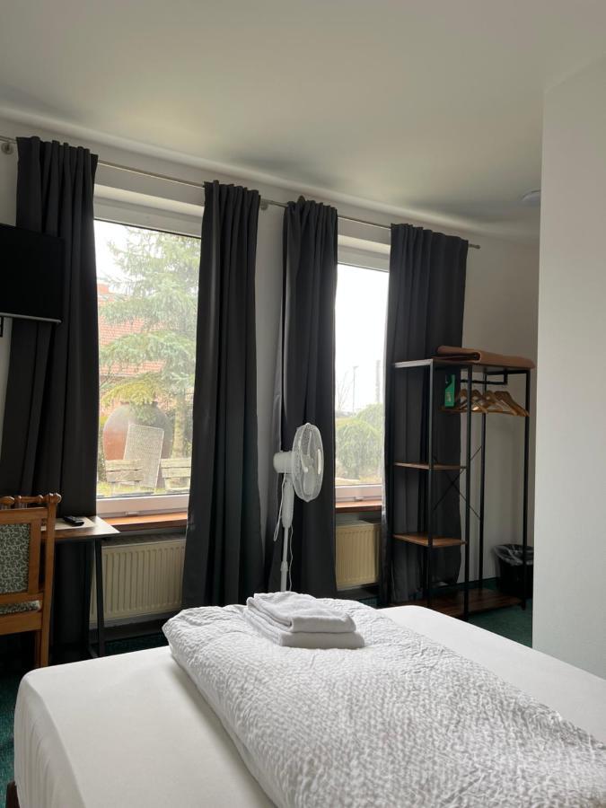 (פרנקפורט (אודר Hotel Rosengarten מראה חיצוני תמונה