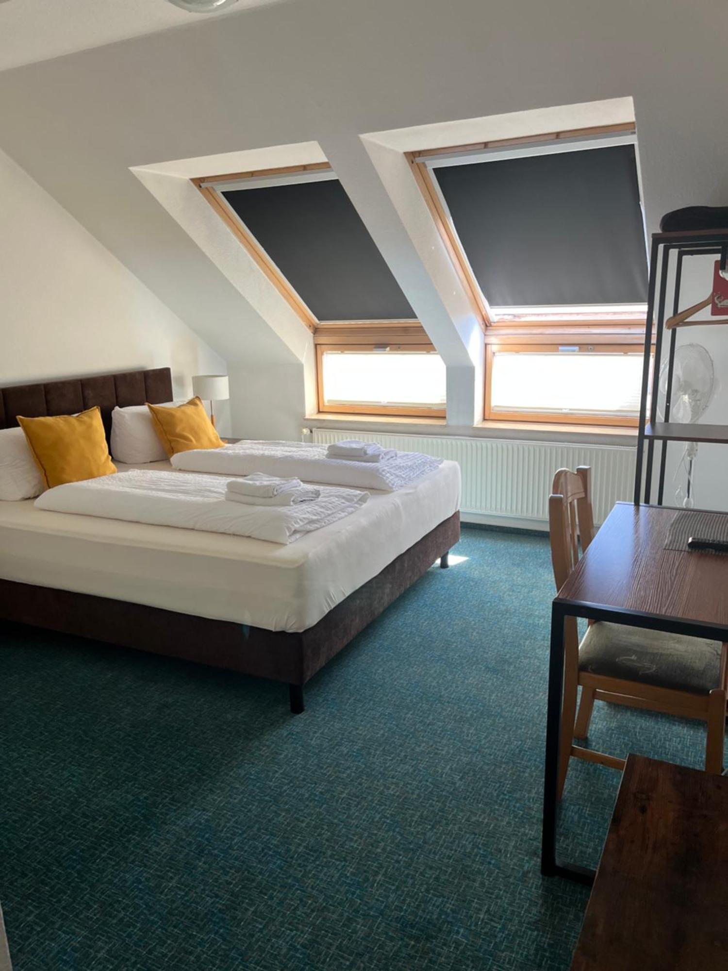 (פרנקפורט (אודר Hotel Rosengarten מראה חיצוני תמונה
